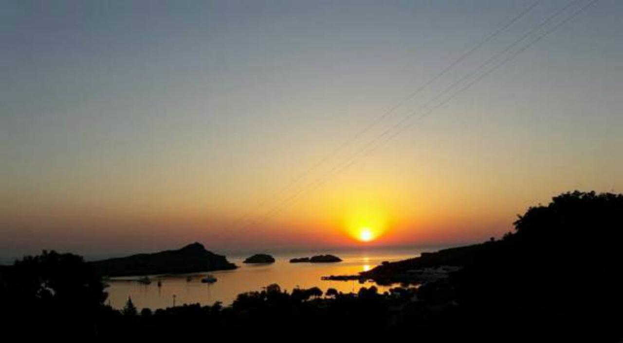 Aphrodite White Studios Lindos Экстерьер фото
